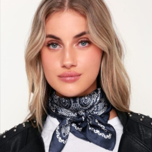 PacSun Accessories - NWT PacSun Blue Paisley Bandana Headband Y2K Western Core Coquette Hair Scarf